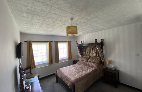 Llyswen Hotel | Discover The Griffin Inn: Guest Rated 8.8, Family-Friendly Fun