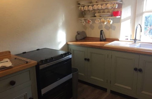 Kentstown Cottage | Experience The Groom's Cottage with Spa & Hot Tub Bliss