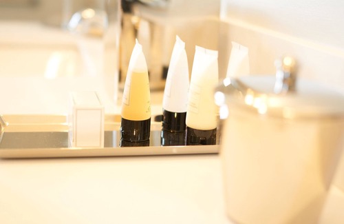 Groton Hotel | Discover The Groton Inn: Family-Friendly & Highly Rated Stay