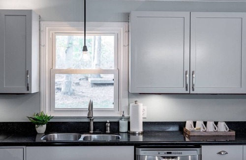 Vista Acres House | The Grove: Gather, Relax, and Explore with Pet-Friendly Comfort