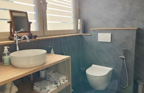 Udenhout Bed & Breakfast | The Guest Room - B&B at 300 meters from the nature reserve Loonse and Drunense Dunes
