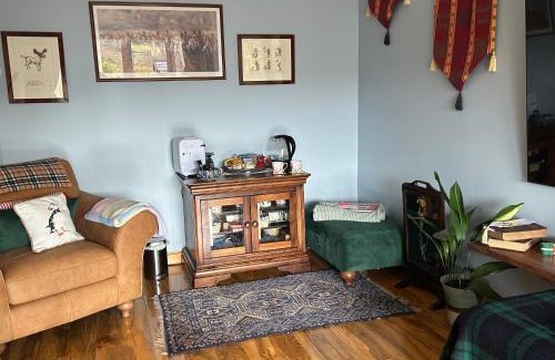 South Galson Apartment | Top-Rated Guest Suite at Daviot, Inverness – Book Now!