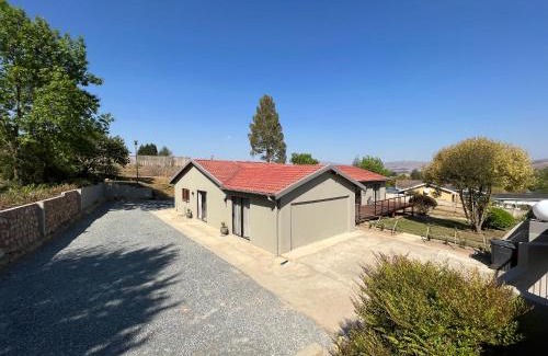 Kokstad Apartment | Family-Friendly Stay at The Guesthouse Kokstad - Great Value!