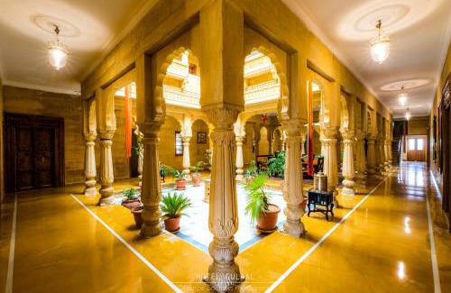 Jaisalmer Hotel | Unwind at The Gulaal: Oceanfront Retreat with Spa & Pool