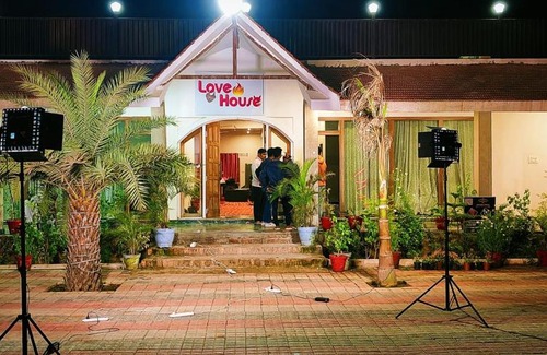 Taoru House | Pet-Friendly Retreat at The Gurugram Farm with Pool Access