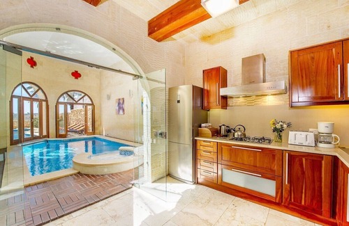 Ta' Għammar Villa | Discover The Hamlet 2 Holiday Home: Guest Rated 9.8