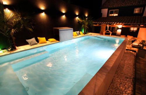 Cenizate Villa | Discover THE HAMLET: Pet-Friendly Escapes Await You