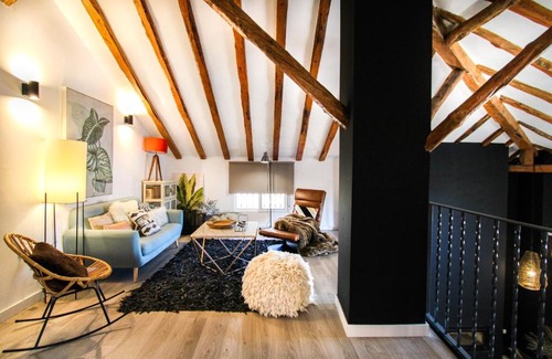 Cenizate Villa | Discover THE HAMLET: Pet-Friendly Escapes Await You