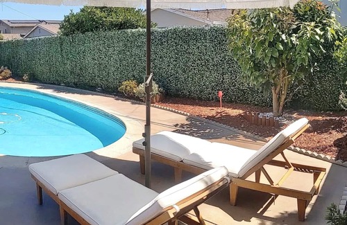 Hayward House | Discover The Happy Hideaway: Private Pool & Ocean Views