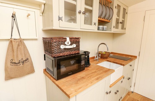 New Forest District Cottage | The Happy Hut