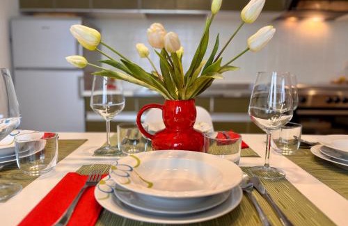 Figino Serenza Apartment | The Happy Nook