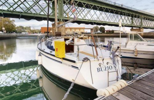 Viana do Castelo Boat Rental | Family-Friendly Stay at The Happy Sailor Hotel