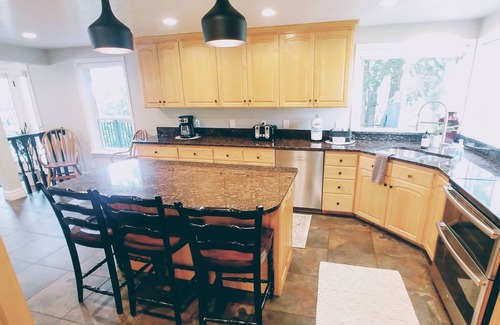 Little Rock Canyon House | Happy Valley Home: Remodeled Retreat with Amazing Views