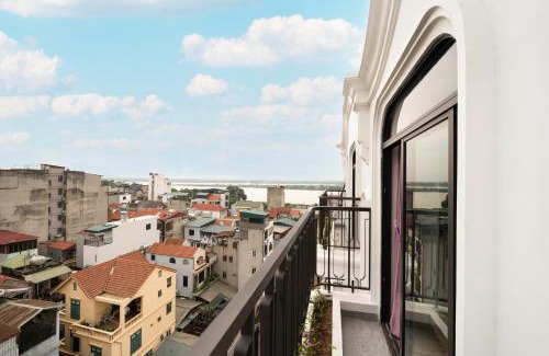 Tay Ho Hotel | The Harmony Red River Residence