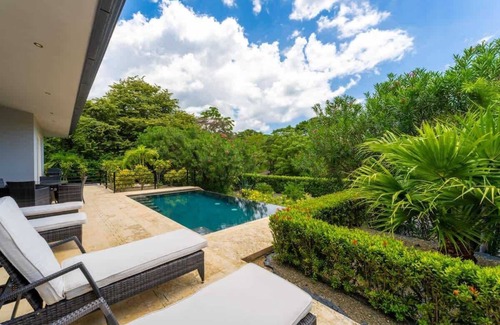 Brasilito House | Ideal Mar Vista House with Pool and Oceanfront Casita