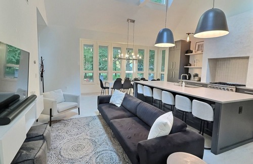 Shorewood-Tower Hills-Harbert House | Indulge in a Modern Escape with Pool & Spa at Warren Dunes