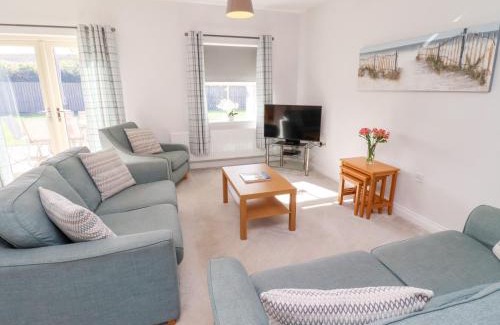 Embleton House | Experience The Haven: 5-Star Luxury with Top Ratings