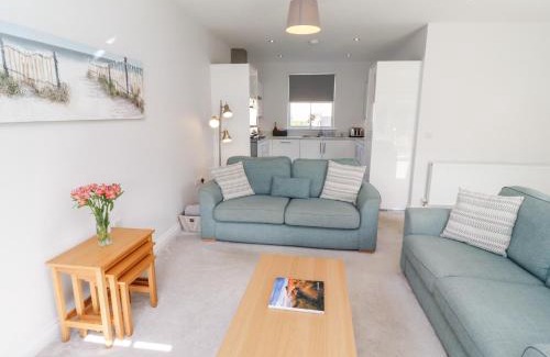 Embleton House | Experience The Haven: 5-Star Luxury with Top Ratings