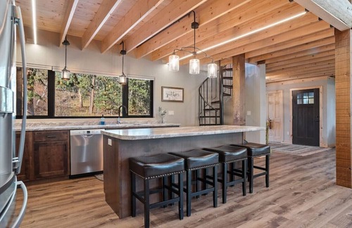 West Pennington Apartment | Rustic Secluded Cabin: 10/10 Guest Rated Retreat