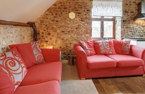 Kilmington House | Discover The Hayloft at Hills Farm Stays Today