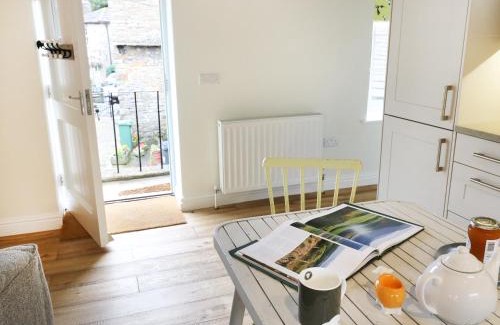 Hawes House | Exceptional Stay at The Hayloft - Pet Friendly & 5 Stars