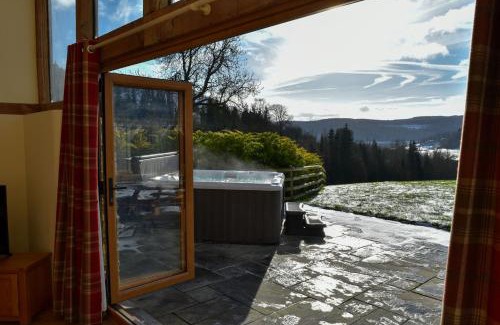 Tirabad House | Discover The Hayloft: A Relaxing 4-Star Retreat