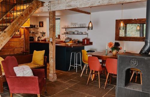 Ross-on-Wye House | Pet-Friendly Retreat at The Hayloft - 4 Star, Rated 9/10