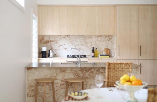 Shoalhaven Heads House | Experience The Heads House: Oceanfront Retreat with Pool