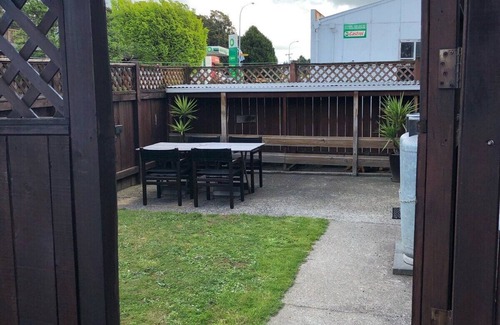 Ohakune House | The heart of Ohakune township with mountain views