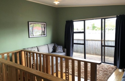 Ohakune House | The heart of Ohakune township with mountain views