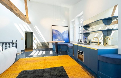 Saint-Martin-de-Re House | The Heart of Saint-Martin-de-Ré – 5 Double Bedrooms, 4 Shower Rooms, and 5 WCs