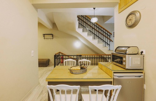 Old Town Rethymnon House | Discover The Heart of The Town: Oceanfront Bliss Awaits