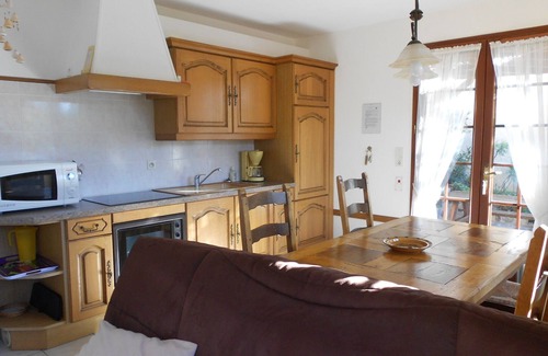 Port-Vendres Apartment | Discover The Heart of the Vines: Pool & Ocean Views