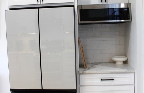 Truxton Circle Condo | Stylish Hearth Hotel: Steps from Nightlife & Ocean Views