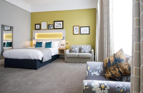 Lichfield Hotel | Stay at The Hedgehog: A 4-Star Retreat with Hot Tub & Dining