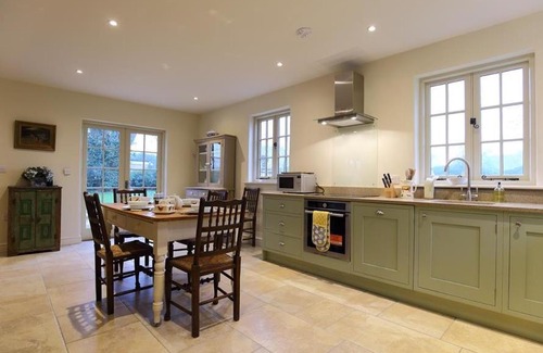 Tetbury House | Discover The Henhouse: Pet-Friendly 5-Star Retreat