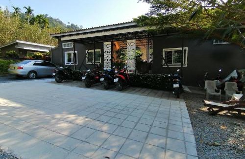 Khuekkhak Resort | Relax at The Herbal Khao Lak: Family-Friendly Oceanfront Retreat