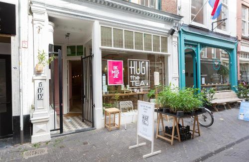 The Hague Center Apartment | Discover The Heritage - R.Q.C. | 4-Star Family-Friendly Stay