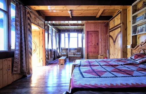 Sarahan House | Discover The Heritage, Sarahan: Family-Friendly Retreat