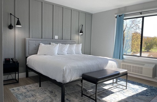 Petersburg Hotel | Top-Rated Stay at The Hermitage Inn and Taphouse