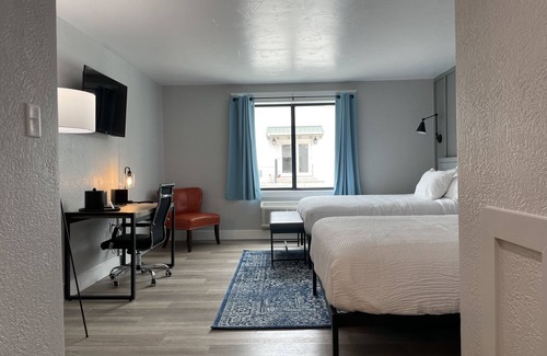Petersburg Hotel | Top-Rated Stay at The Hermitage Inn and Taphouse