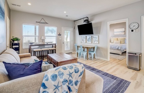 Burnet Apartment | The Heron on Lake Buchanan Dam | Studio in Burnet