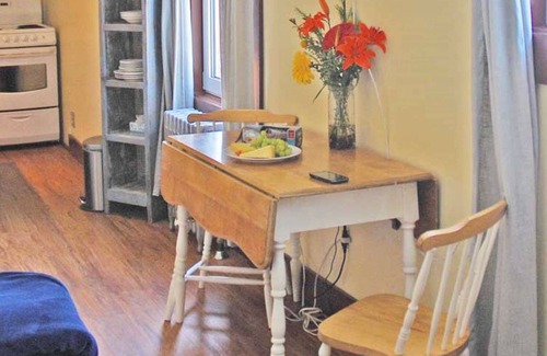 Nelson House | Unforgettable Stay at The Herridge Lane Suite - 10/10 Rated