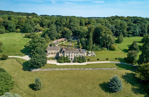 Cheltenham House | Discover The Hewletts: A Beautifully Restored Georgian Manor