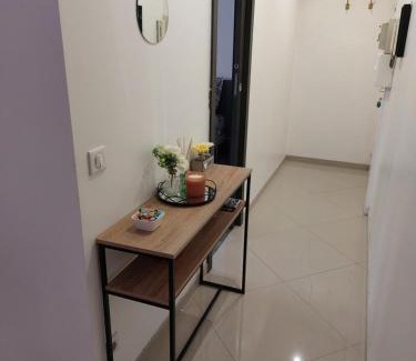 Savigny-sur-Orge Apartment | Pet and Child Friendly Stay at The Heynyss'Grace, 9.1/10