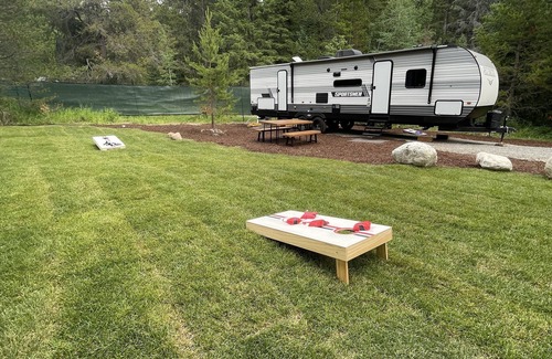 Martin City RV Rental | Explore The Hideaway at Glacier Meadows - Family-Friendly Retreat
