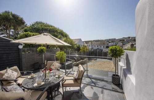 Porthleven House | Discover The Hideaway: 4-Star Family-Friendly Retreat