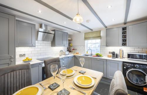 Porthleven House | Discover The Hideaway: 4-Star Family-Friendly Retreat