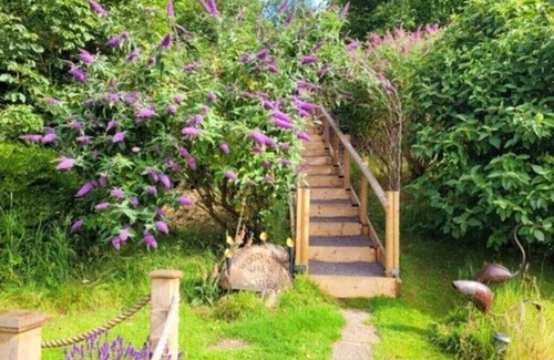 East Horrington House | Unforgettable Stays at The Hideaway with Breakfast & Kitchen