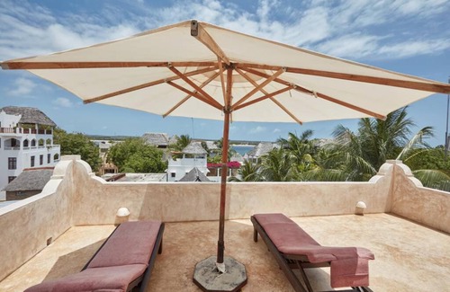 Lamu House | Serene Hideaway Home in Shela Village, Lamu with Pool